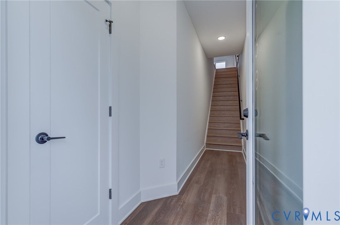 Unit B entrance