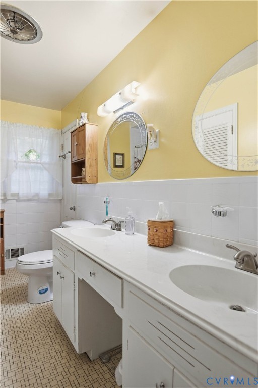 310 Ravenscroft Drive, Richmond, VA 23236