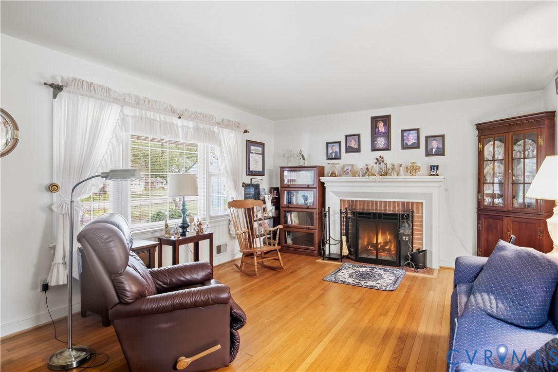 310 Ravenscroft Drive, Richmond, VA 23236