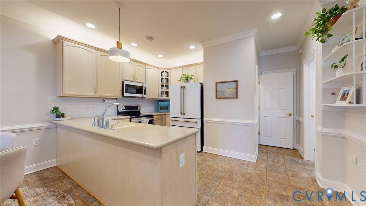 9044 Amberhill Loop, North Chesterfield, VA 23236