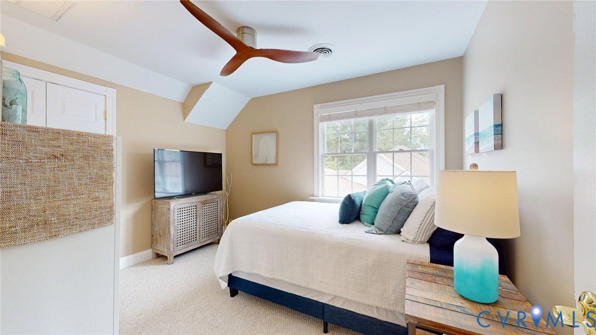 9044 Amberhill Loop, North Chesterfield, VA 23236