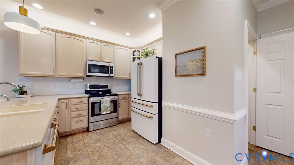 9044 Amberhill Loop, North Chesterfield, VA 23236