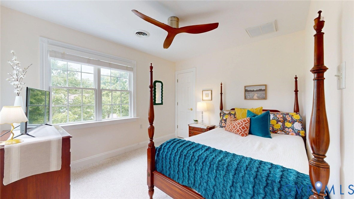 9044 Amberhill Loop, North Chesterfield, VA 23236