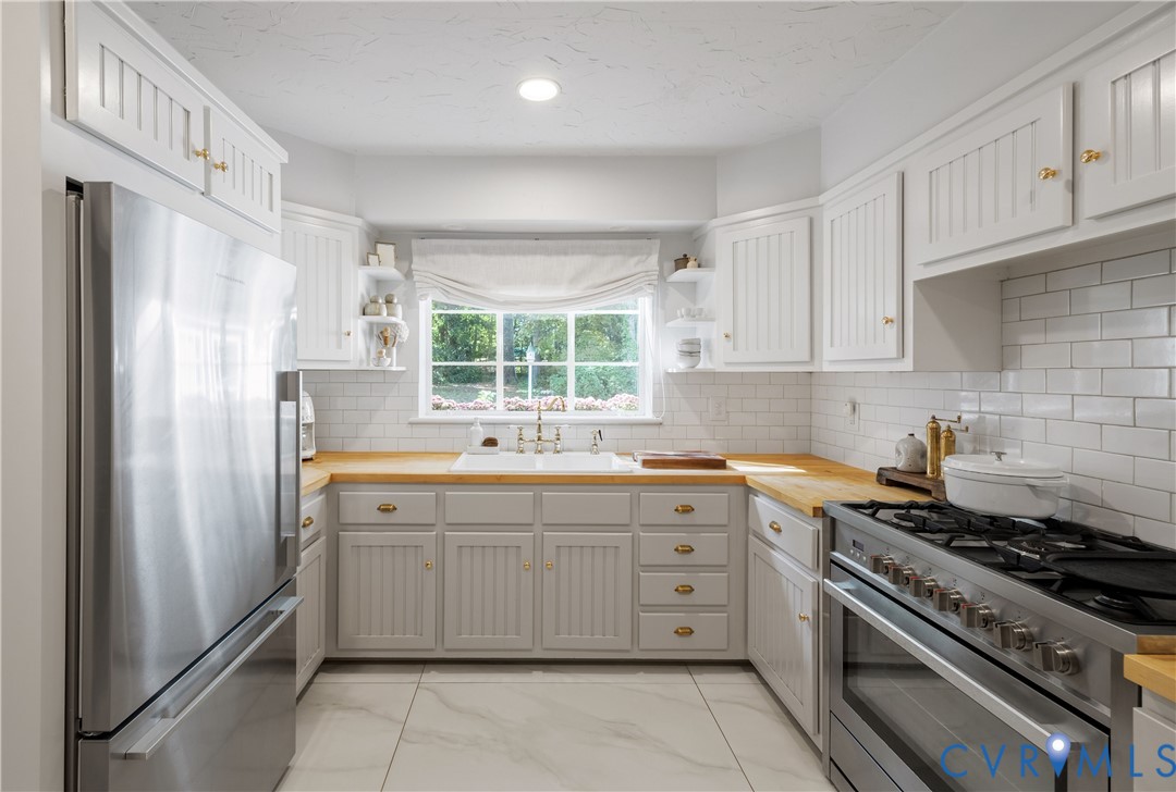 8519 Waxford Road, Richmond, VA 23235