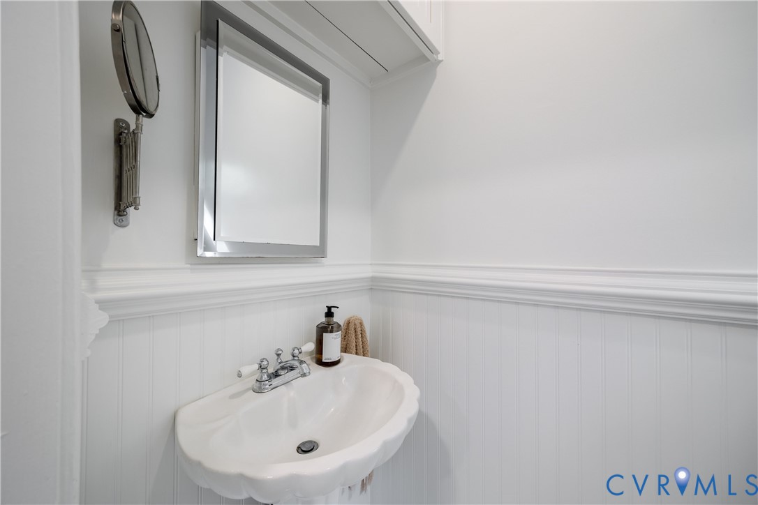 powder room