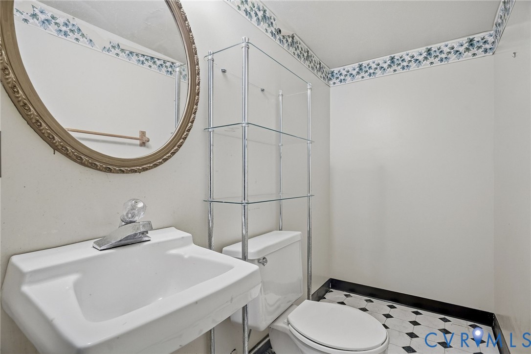 1206 Middleberry Drive, Henrico, VA 23231
