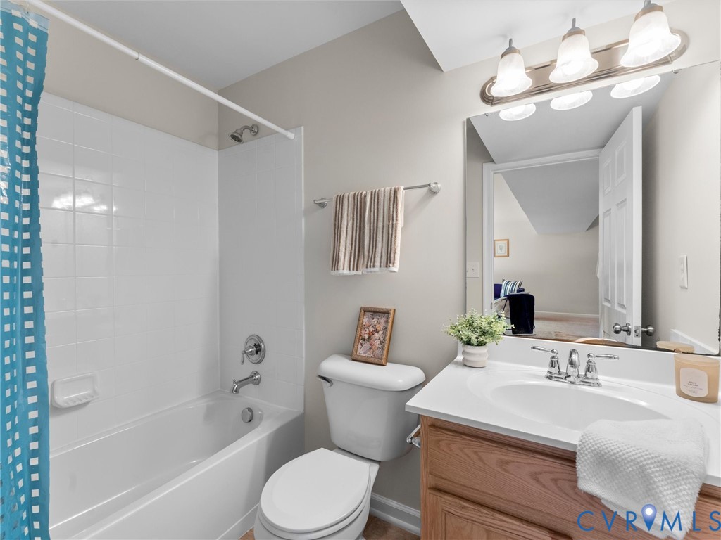 7884 Uplands Drive, New Kent, VA 23124
