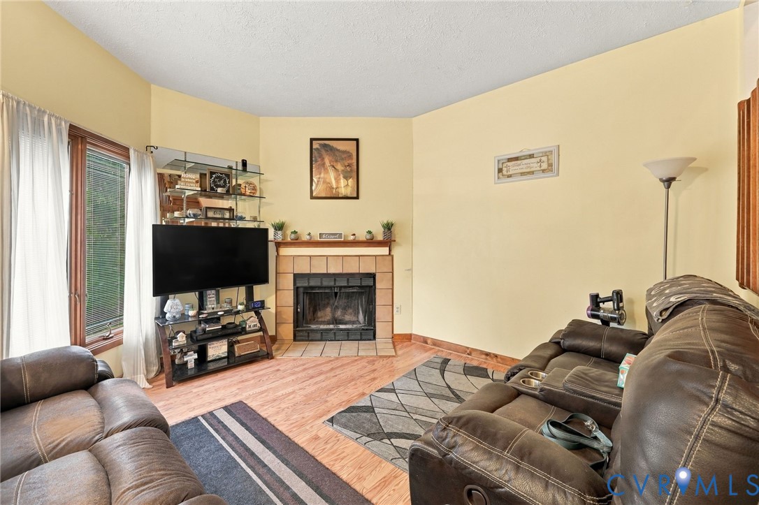 336 Southern Court, Highland Springs, VA 23075