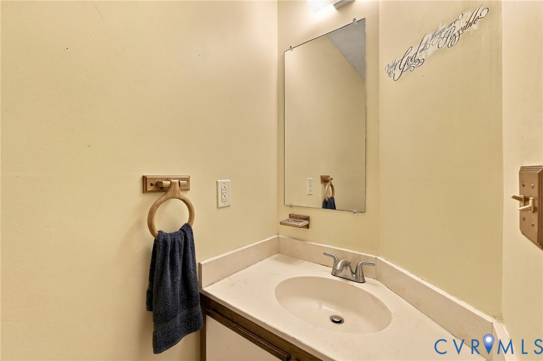 336 Southern Court, Highland Springs, VA 23075