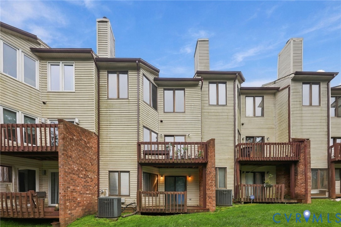 336 Southern Court, Highland Springs, VA 23075