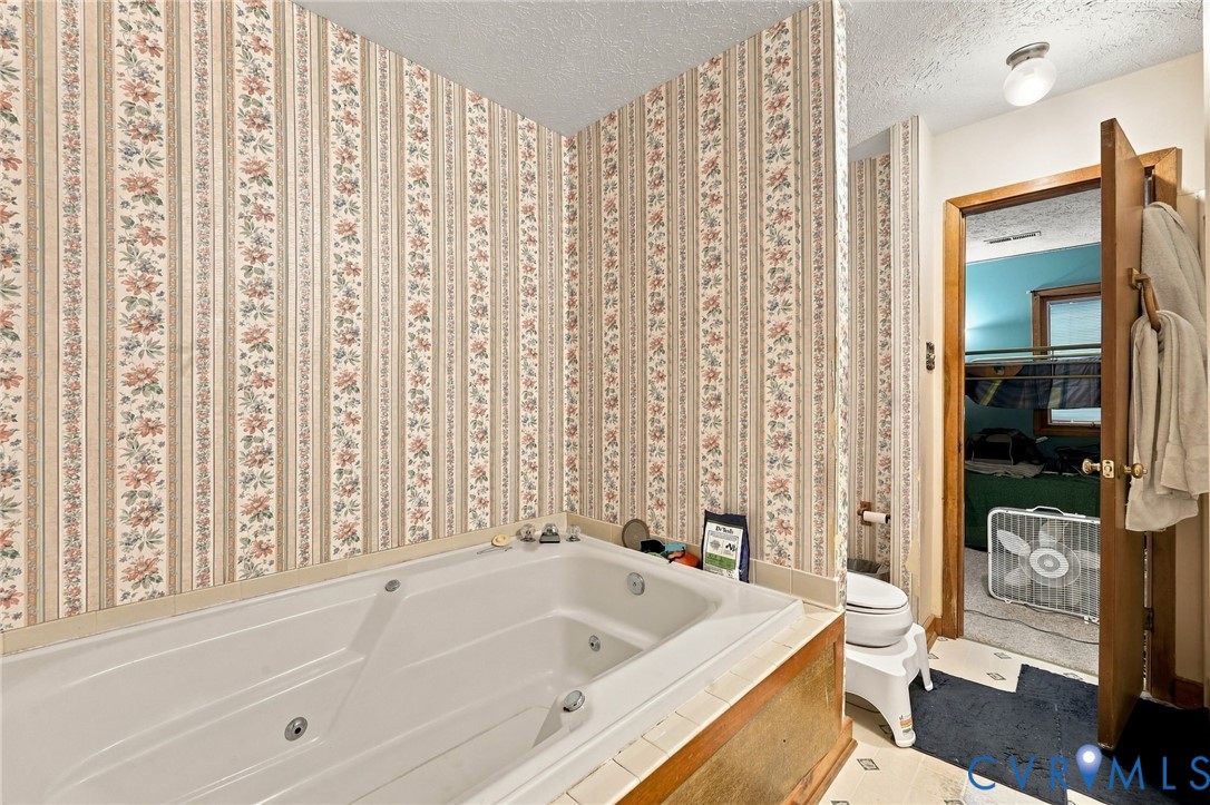 336 Southern Court, Highland Springs, VA 23075