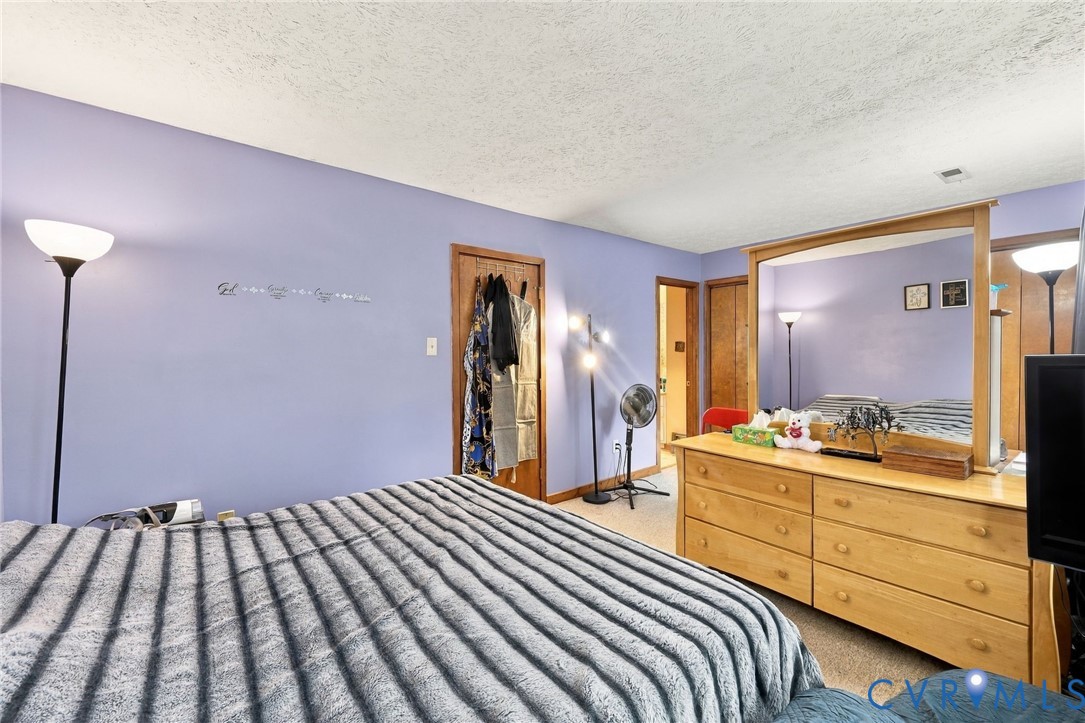 336 Southern Court, Highland Springs, VA 23075