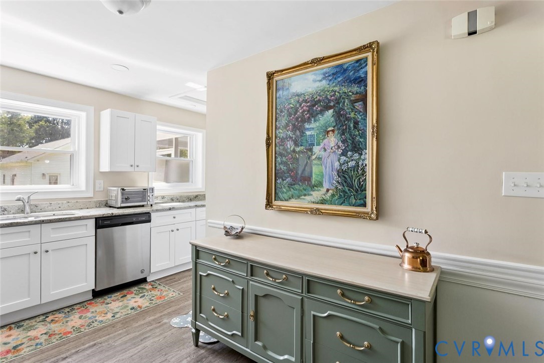565 Rochelle Road, Huguenot Hills, Richmond, VA 23238