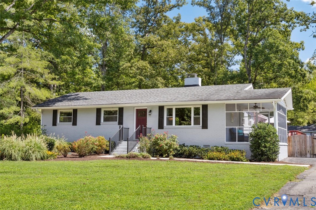 565 Rochelle Road, Huguenot Hills, Richmond, VA 23238