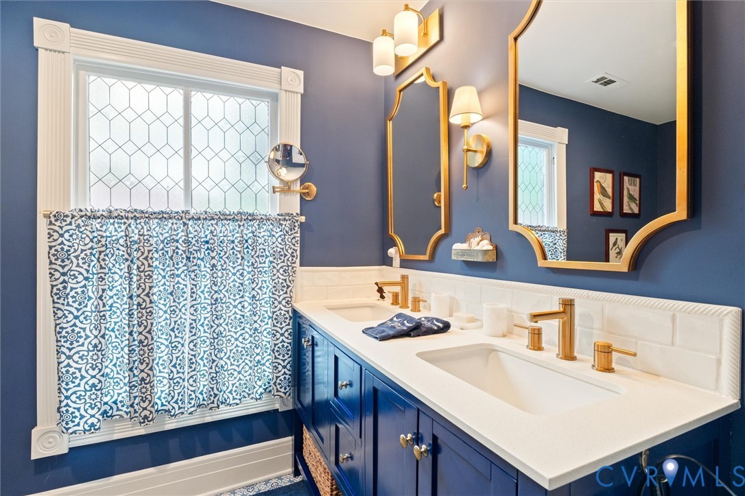 779 River Road, Madison Heights, VA 24572