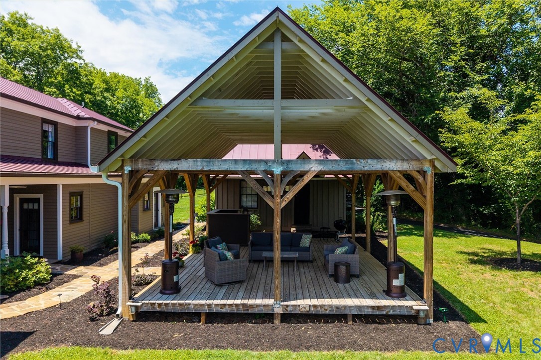 779 River Road, Madison Heights, VA 24572