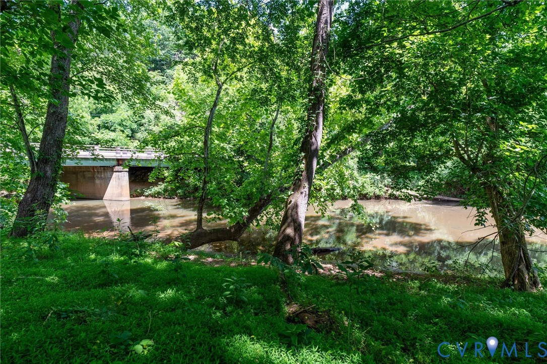 779 River Road, Madison Heights, VA 24572