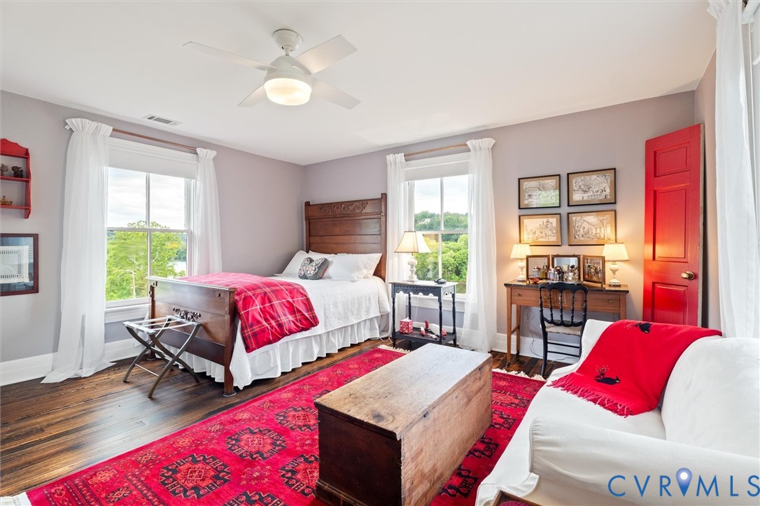 779 River Road, Madison Heights, VA 24572