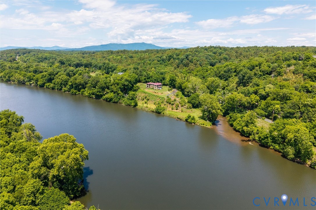 779 River Road, Madison Heights, VA 24572 779 River Road, Madison Heights, VA 24572