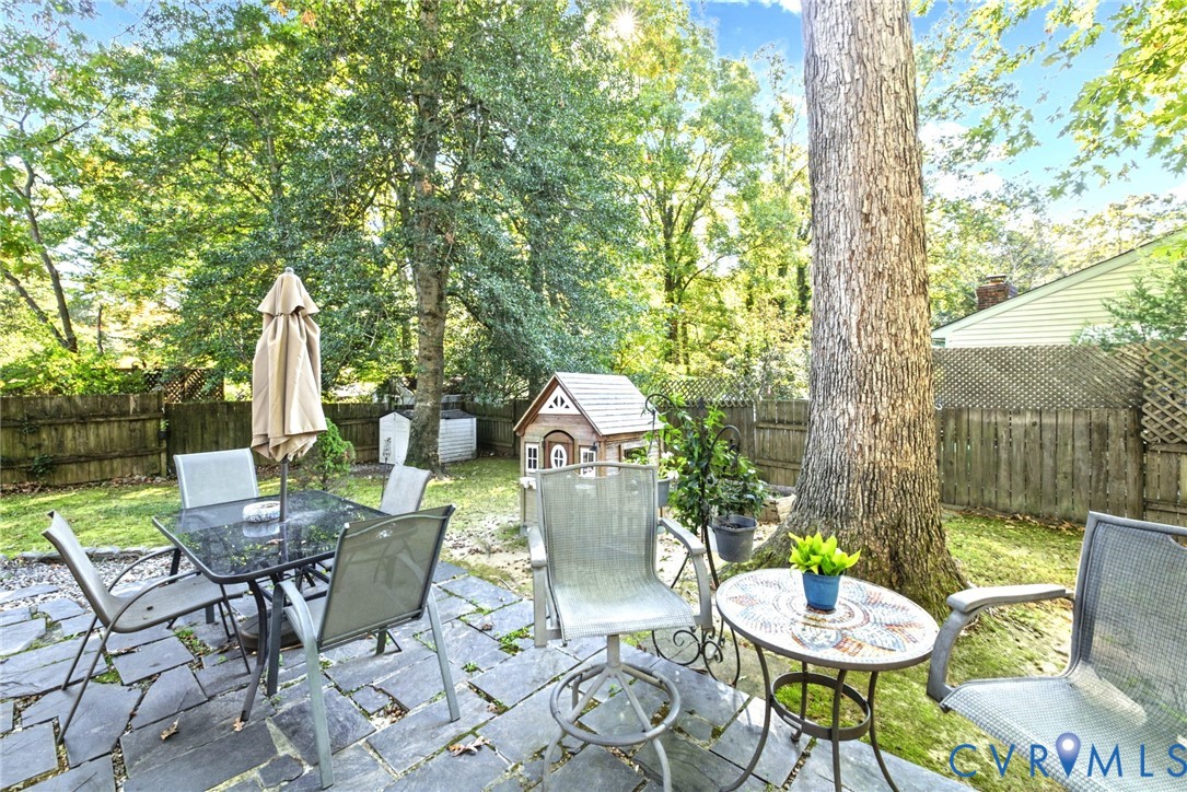 Ample outdoor spaces!