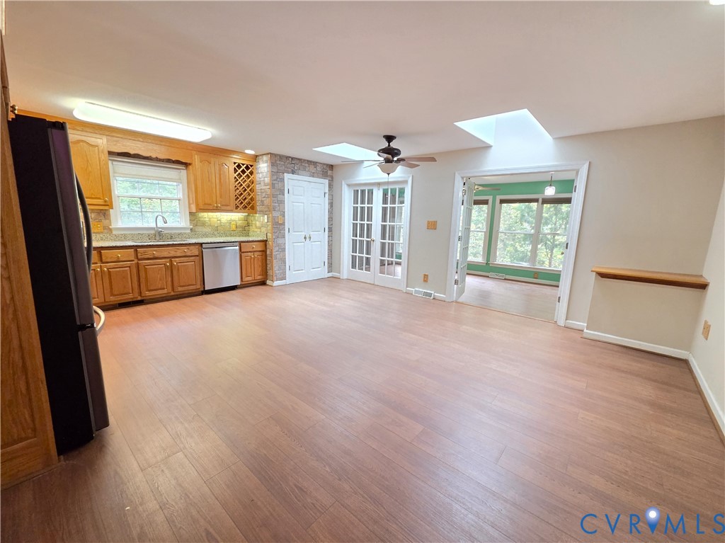 136 Popular Court, Farmville, VA 23901