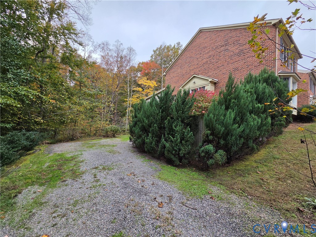 136 Popular Court, Farmville, VA 23901
