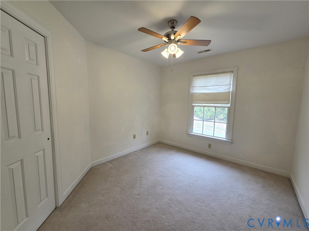 136 Popular Court, Farmville, VA 23901