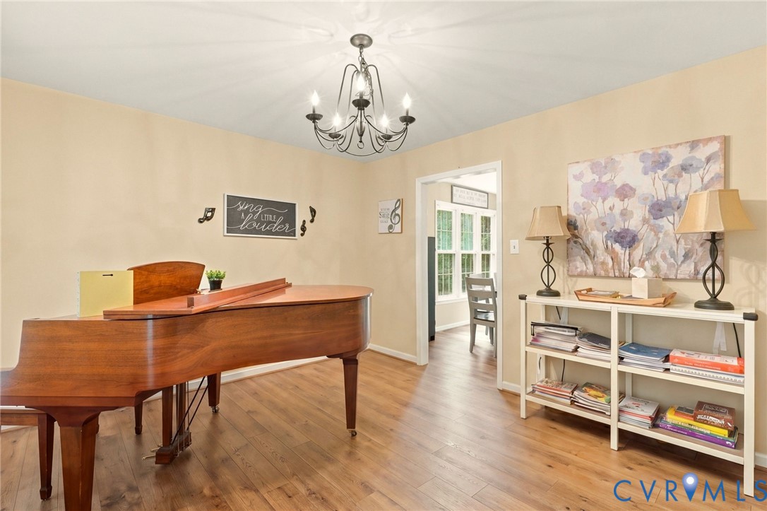 8224 Ferdinand Lane, Midlothian, VA 23112