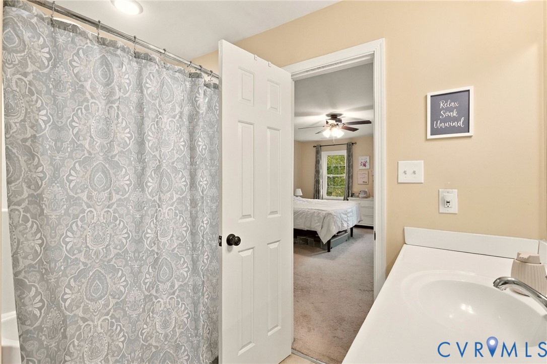 8224 Ferdinand Lane, Midlothian, VA 23112