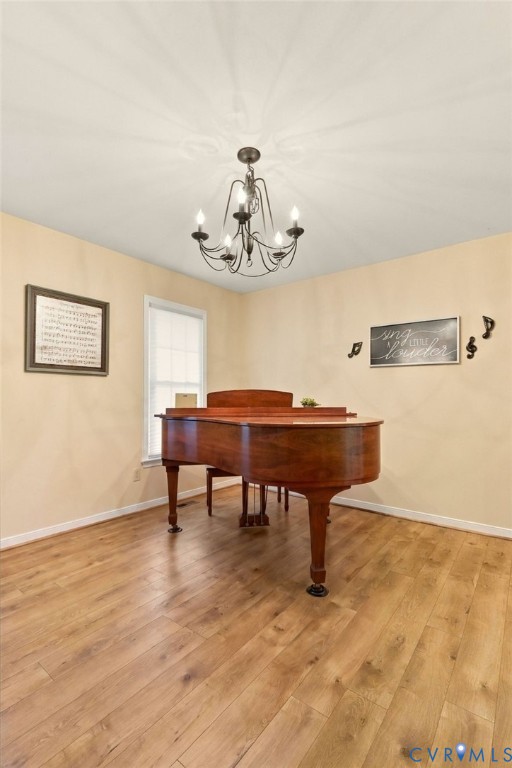 8224 Ferdinand Lane, Midlothian, VA 23112