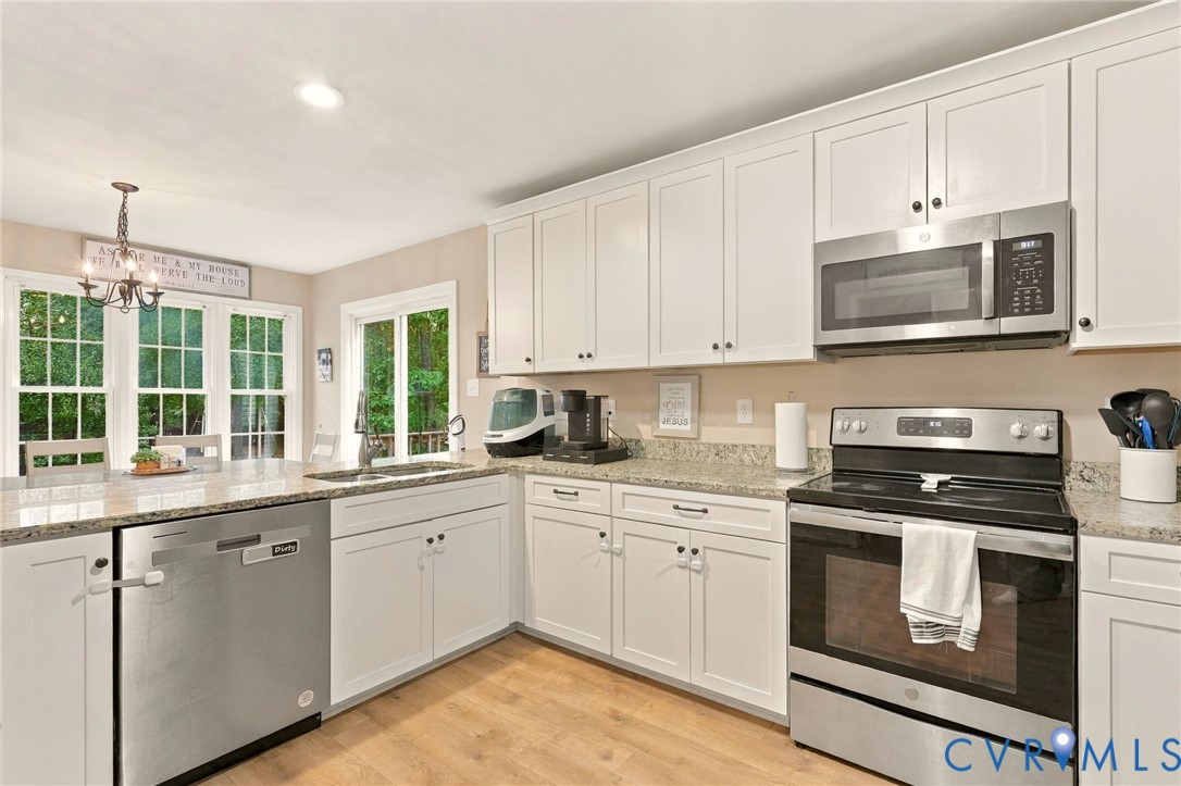 8224 Ferdinand Lane, Midlothian, VA 23112