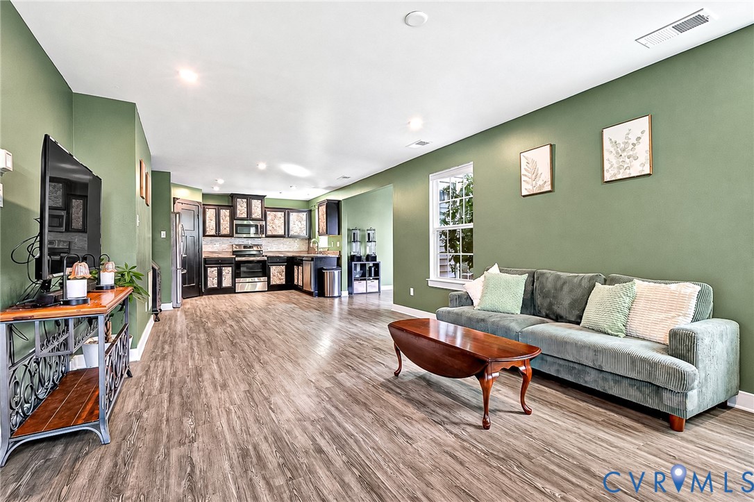 14512 Ashmill Drive, Chesterfield, VA 23112 14512 Ashmill Drive, Chesterfield, VA 23112