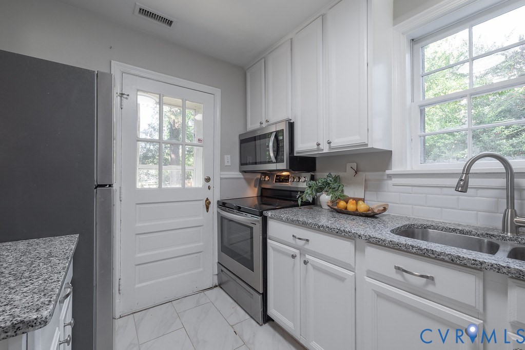 1206 Santa Rosa Road, Tuckahoe, Richmond, VA 23229