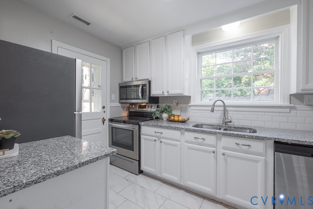 1206 Santa Rosa Road, Tuckahoe, Richmond, VA 23229