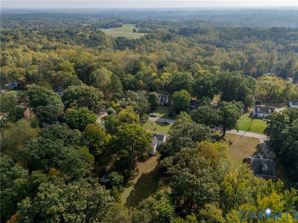 1207 W Osborn Road, Farmville, VA 23901