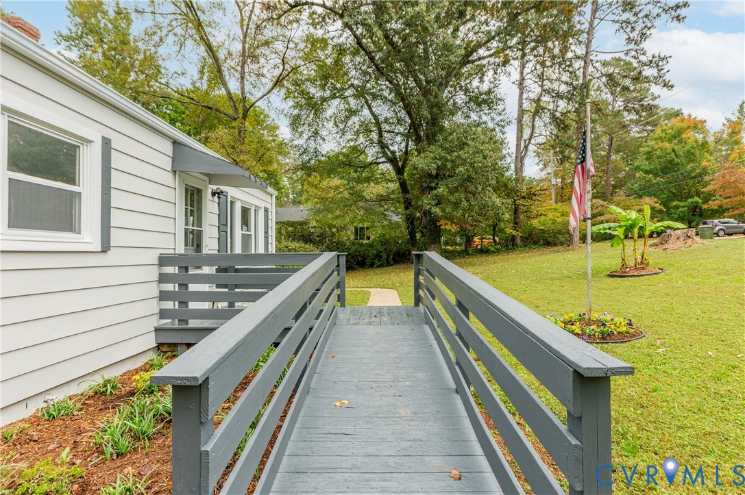1207 W Osborn Road, Farmville, VA 23901