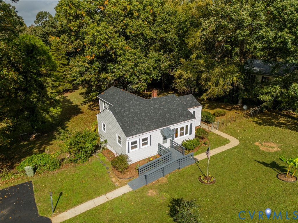 1207 W Osborn Road, Farmville, VA 23901