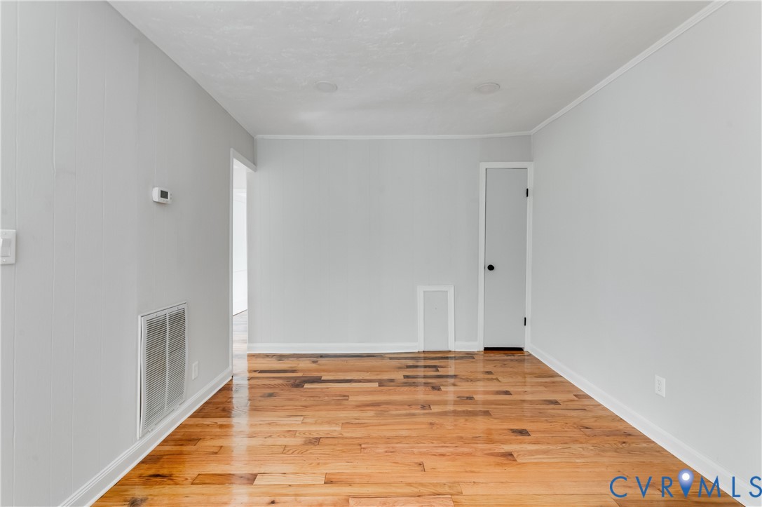 1207 W Osborn Road, Farmville, VA 23901