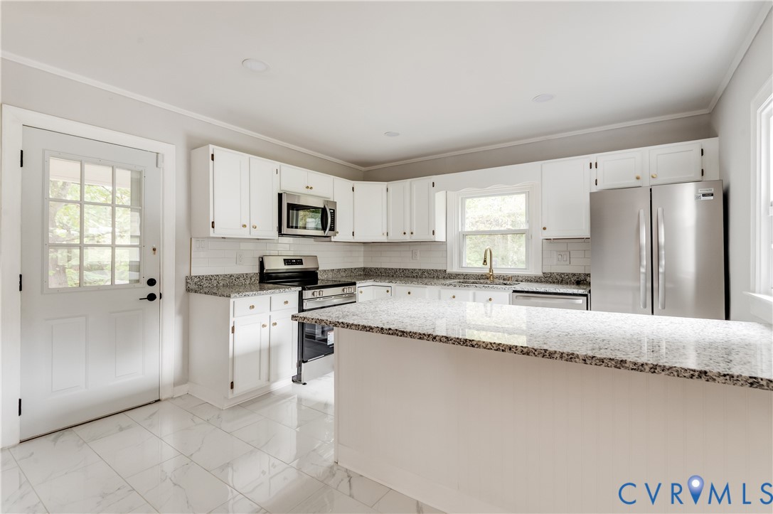 1207 W Osborn Road, Farmville, VA 23901