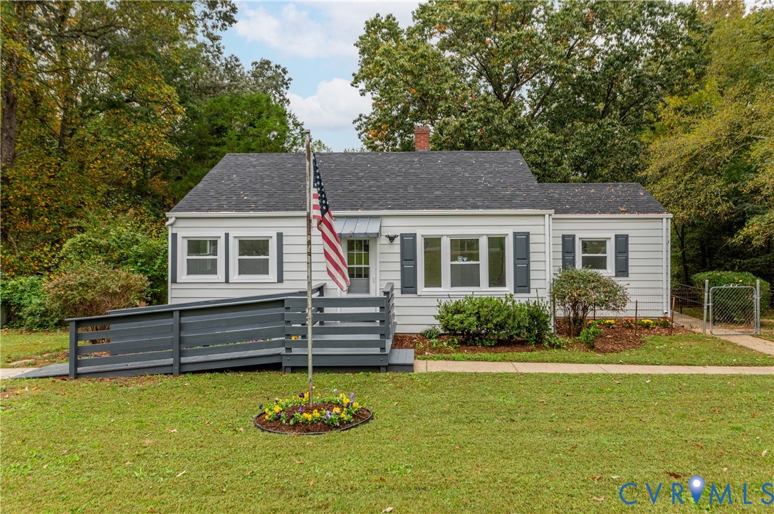 1207 W Osborn Road, Farmville, VA 23901