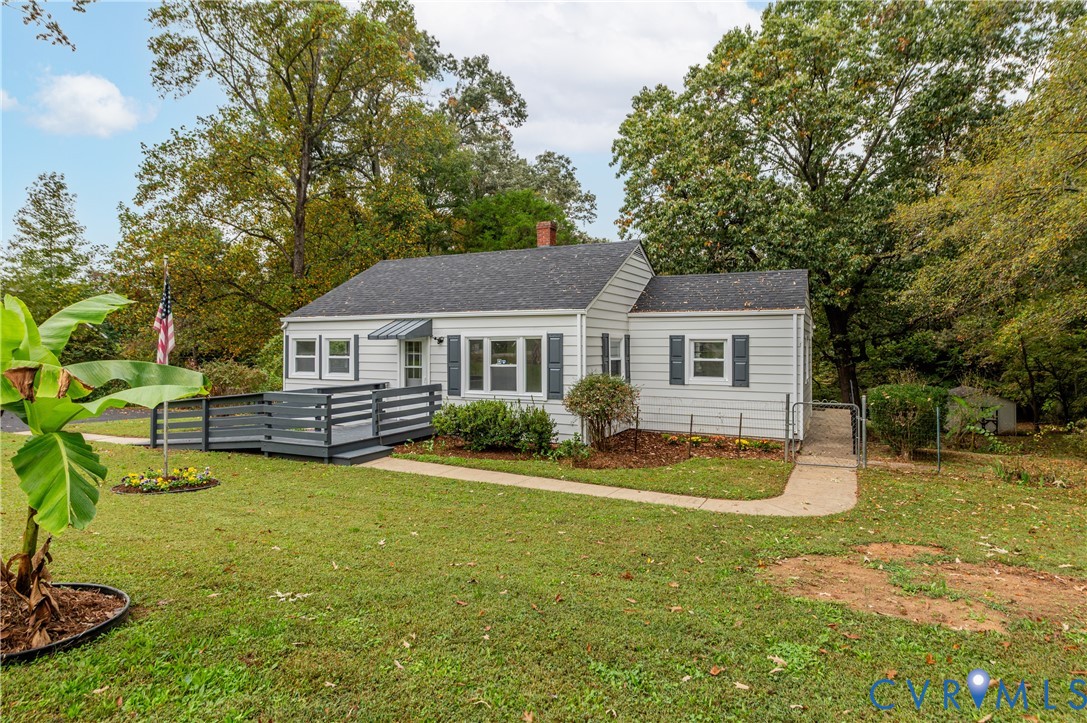 1207 W Osborn Road, Farmville, VA 23901