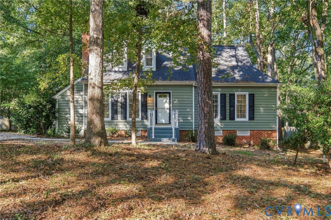 Welcome to 5054 Oakforest Dr, Chesterfield, VA 23832, a beautiful 3-bedroom, 1.5-bathroom home in Chesterfield Welcome to 5054 Oakforest Dr, Chesterfield, VA 23832, a beautiful 3-bedroom, 1.5-bathroom home in Chesterfield
