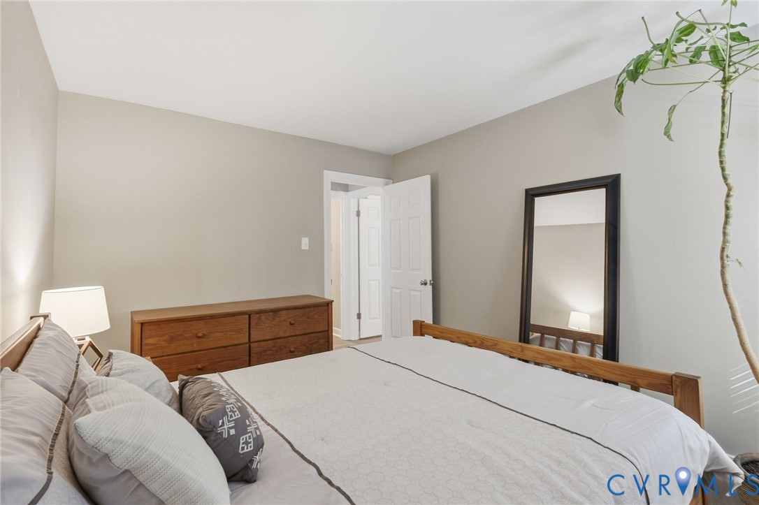 5054 Oakforest Drive, Chesterfield, VA 23832