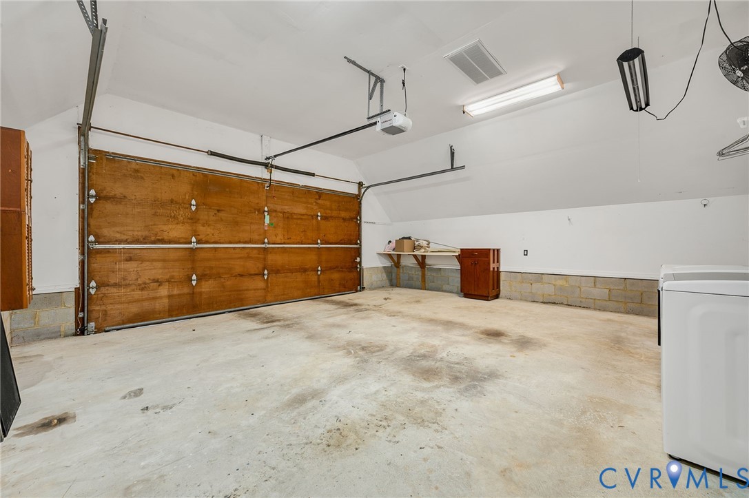 Attached 2 car garage