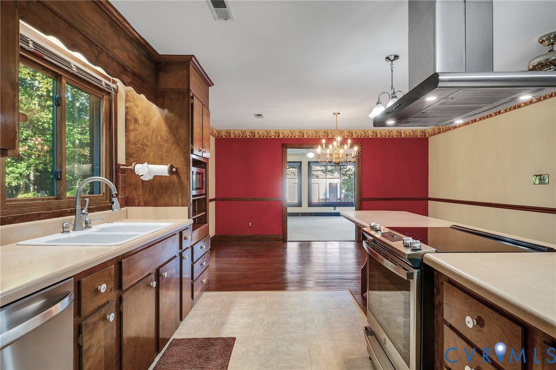 12518 Second Branch Road, Chesterfield, VA 23838