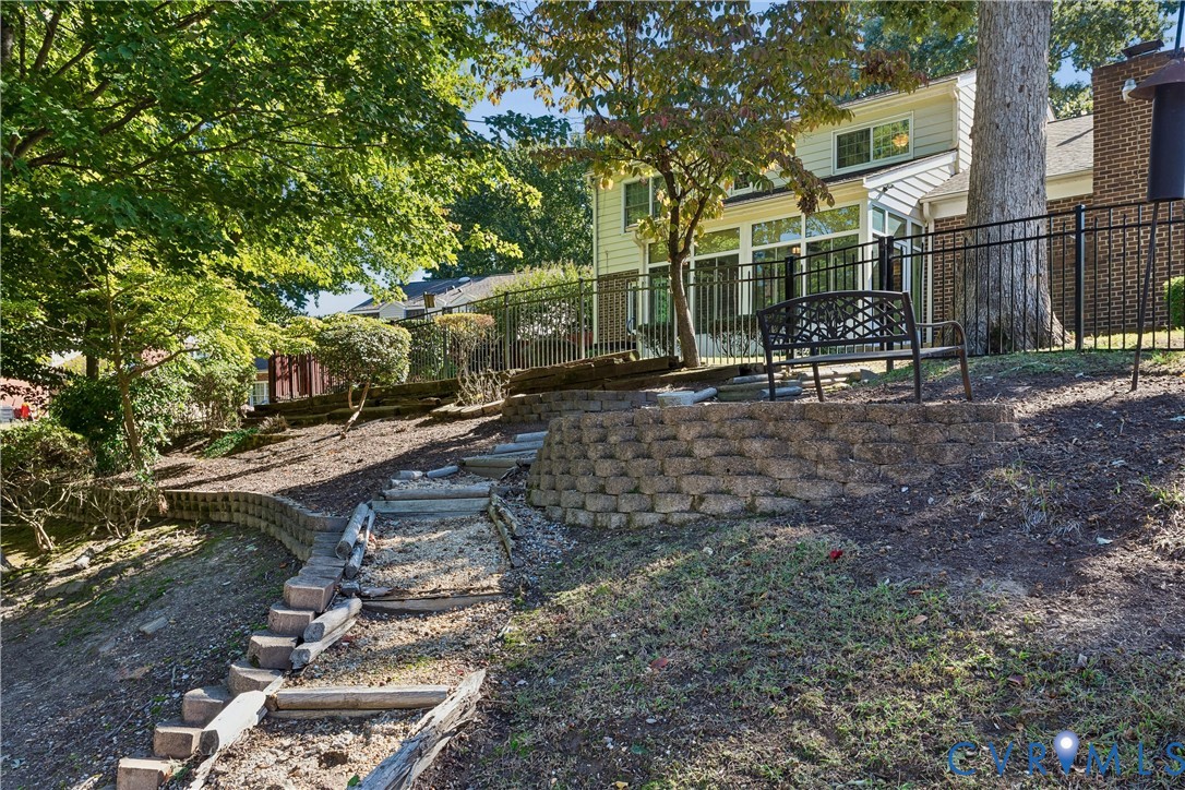 75 Knollwood Drive, Newport News, VA 23608
