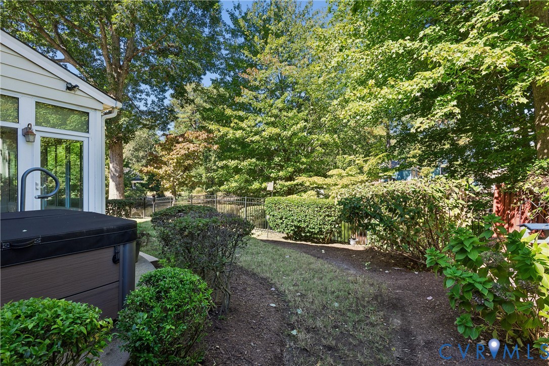 75 Knollwood Drive, Newport News, VA 23608