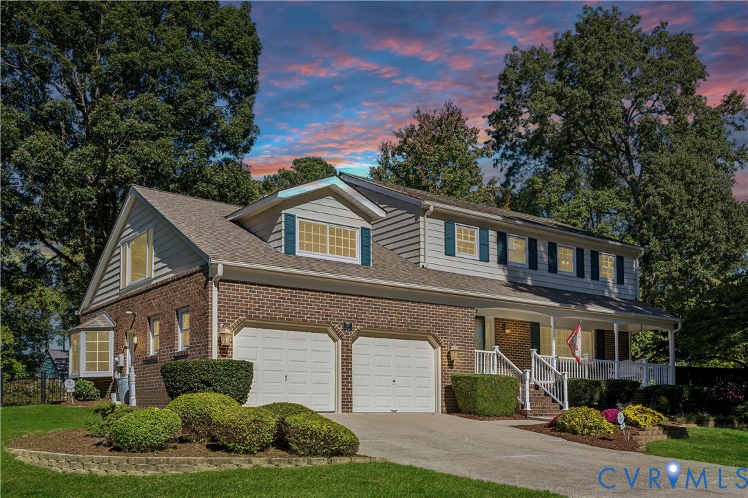 Knollwood Meadows welcomes you home. Lovingly built and beautifully maintained, you will love living here!