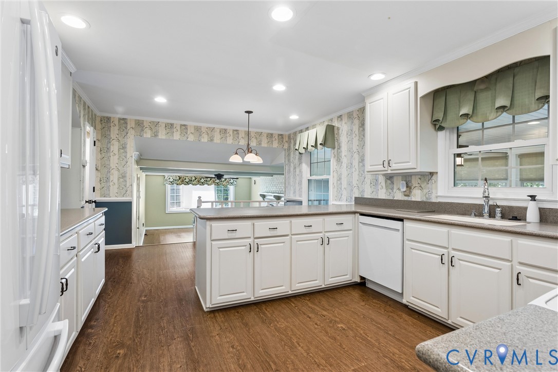 75 Knollwood Drive, Newport News, VA 23608