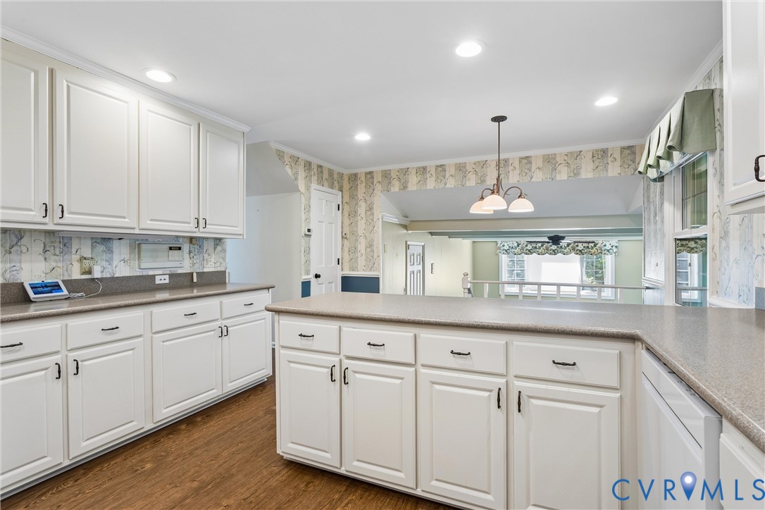 75 Knollwood Drive, Newport News, VA 23608